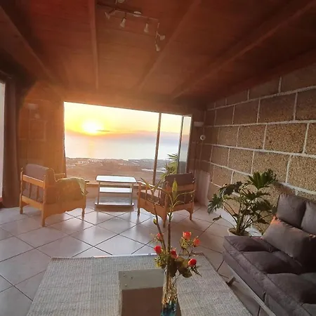 아파트 Lovely Two Bedroom With Amazing View